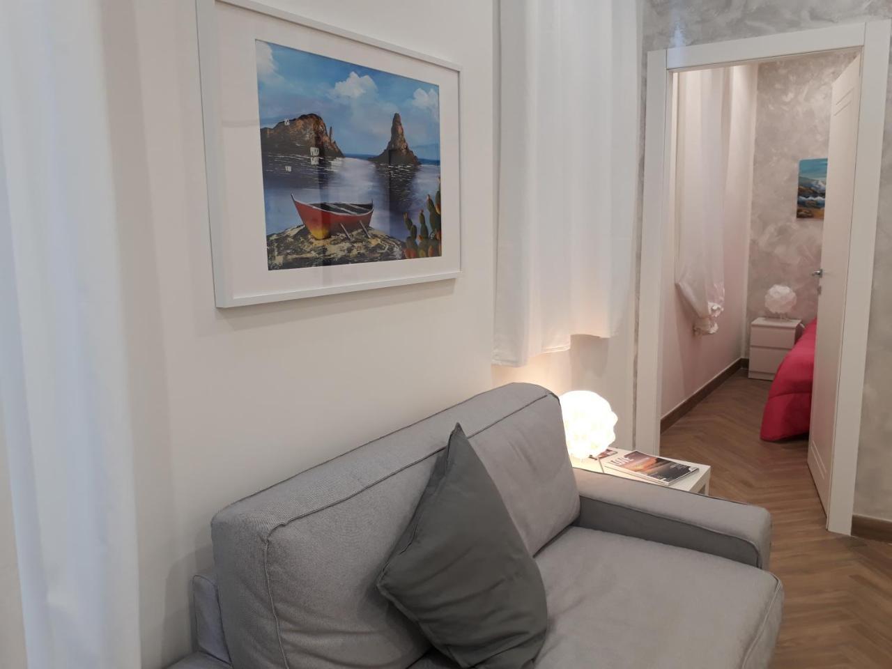 Etnea Street Apartment Catania Bagian luar foto